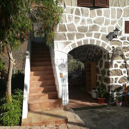 Гостевой дом Casa Mamanena Моган Экстерьер фото